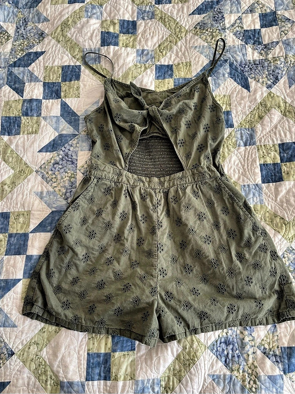 aerie Eyelet Tie-Front Cutout Smocked Romper Floral Green Small